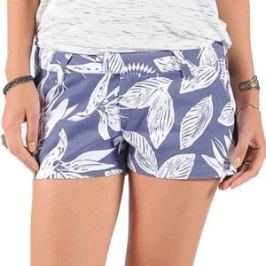 NWOT - {Volcom} Frochickie Tropical Leaf Shorts